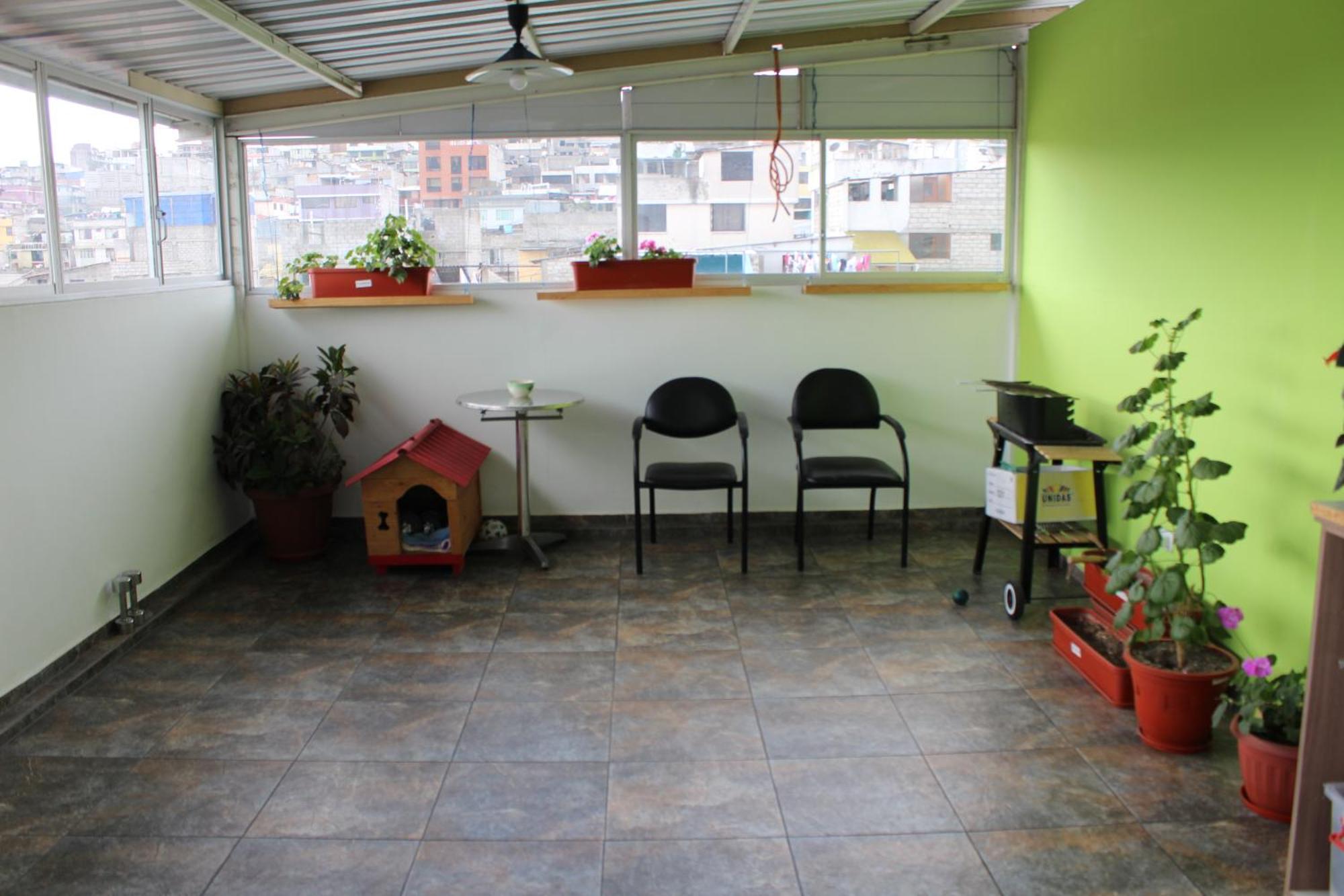 Julius Hostal, Desde Las 14 Horas Hasta 12 Del Mediodia 基多 外观 照片